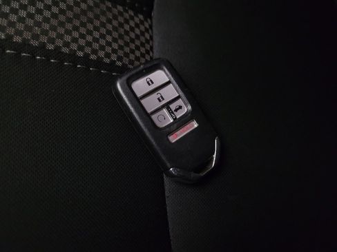 Used 2020 Honda Civic Sport image 32