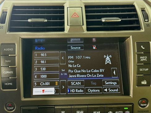 Used 2016 Lexus GX 460 w/ Premium Package AWD/4WD image 19