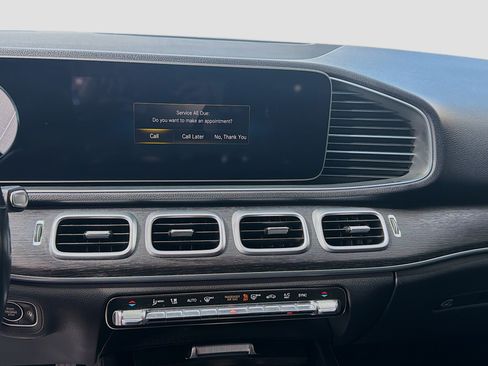 Used 2023 Mercedes-Benz GLE 350 w/ Premium Package image 10