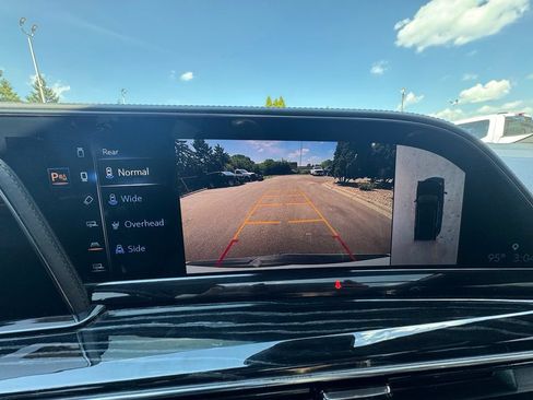 Used 2021 Cadillac Escalade ESV Sport AWD/4WD image 29