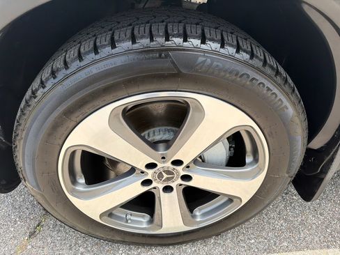 Used 2020 Mercedes-Benz GLC 300 image 23