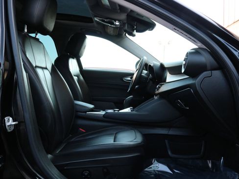 Used 2021 Alfa Romeo Giulia Ti w/ Nero Edizione image 48