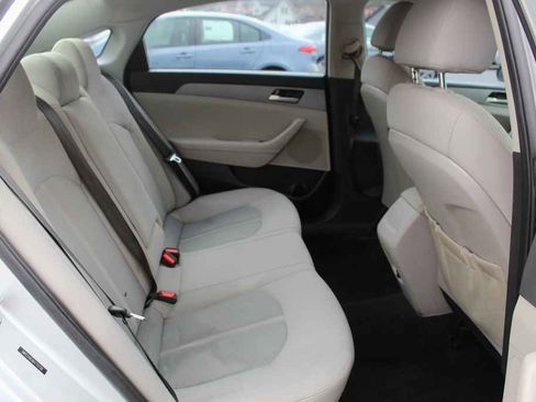 Used 2019 Hyundai Sonata SE image 23