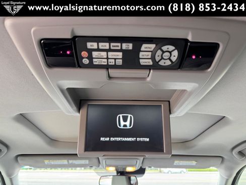 Used 2016 Honda Pilot Touring image 19