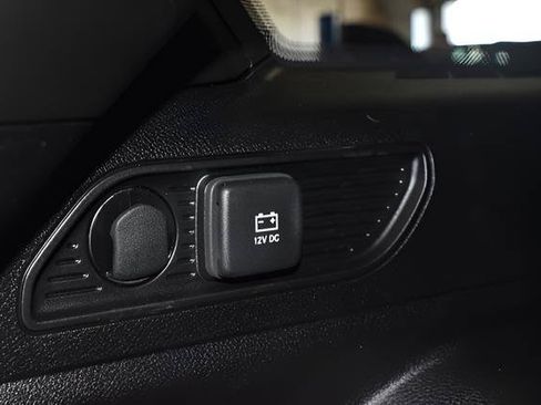 New 2026 Jeep Grand Cherokee Altitude AWD/4WD image 33