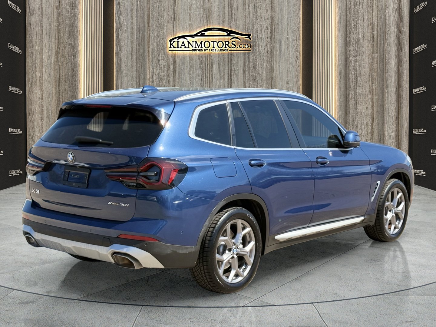 Used 2024 BMW X3 xDrive30i AWD/4WD image 13