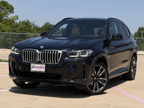 Used 2022 BMW X3 xDrive30i w/ M Sport Package 2 AWD/4WD image 2