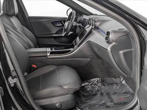Used 2025 Mercedes-Benz C 300 Sedan image 21