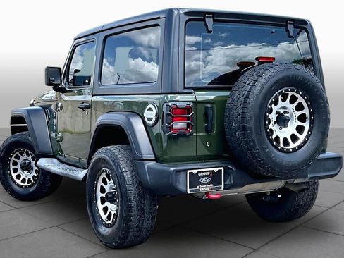 Used 2021 Jeep Wrangler Sport AWD/4WD image 12