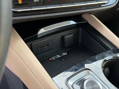 Used 2025 Buick Envision Preferred image 26