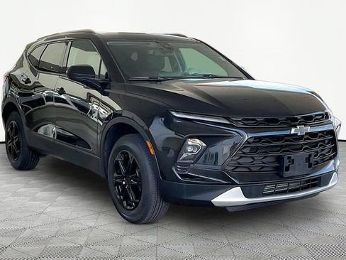 Used 2023 Chevrolet Blazer LT w/ Convenience Package FWD image 1