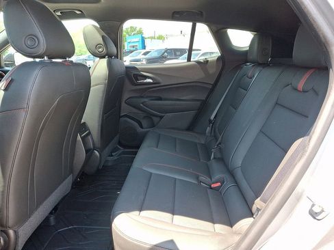 Certified 2024 Chevrolet Trax RS w/ Sunroof Package FWD image 12