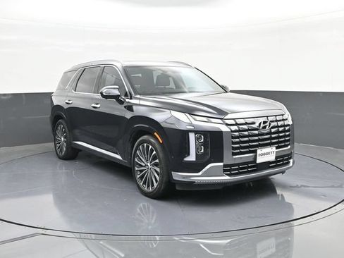 Used 2023 Hyundai Palisade Calligraphy w/ Cargo Package FWD image 22