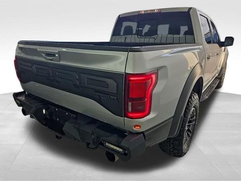 Used 2019 Ford F150 Raptor w/ Equipment Group 802A Luxury AWD/4WD image 2