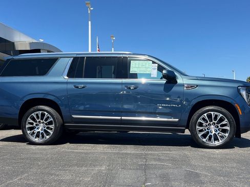 New 2026 GMC Yukon XL Denali image 4