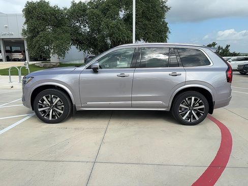 Used 2026 Volvo XC90 B5 Core w/ Protection Package Premier AWD/4WD image 3