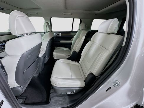 New 2026 Hyundai Santa Fe Calligraphy image 17