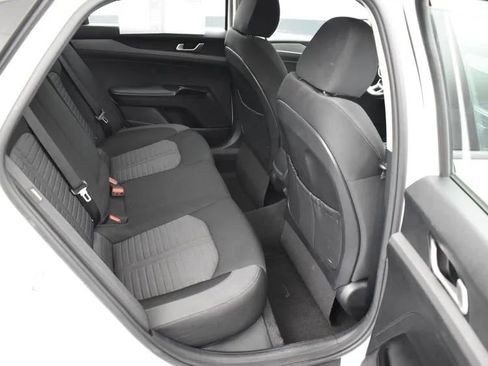 Used 2025 Kia K5 LXS image 17