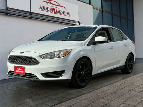 Used 2018 Ford Focus SE image 6