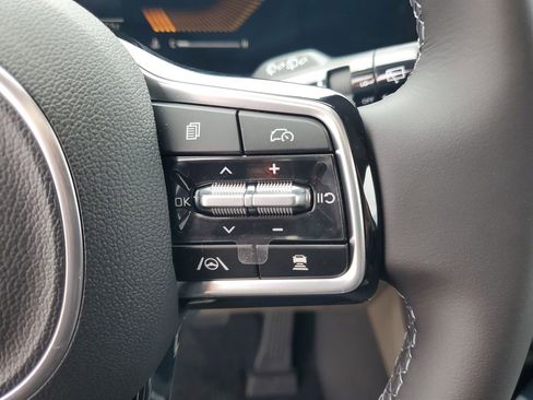 New 2026 Kia Carnival FWD image 12