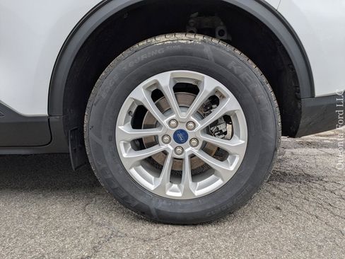 Used 2022 Ford Escape SE w/ Convenience Package image 9