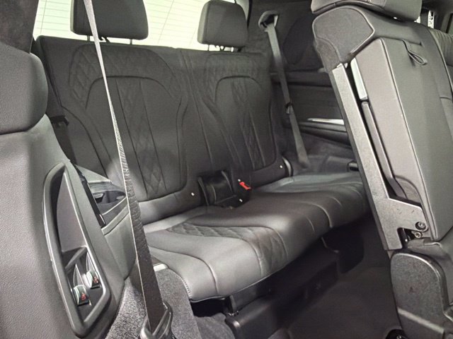 Used 2024 BMW X7 xDrive40i w/ Executive Package AWD/4WD image 27