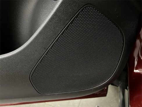 Certified 2024 Buick Envista Sport Touring w/ Convenience I Package image 23