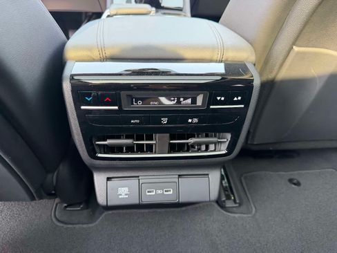 Certified 2024 Acura MDX SH-AWD image 17