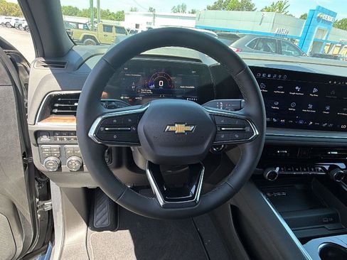 New 2026 Chevrolet Suburban High Country AWD/4WD image 22