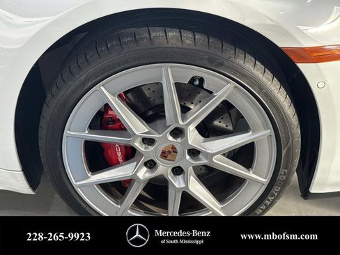 Used 2025 Porsche 911 Carrera image 1