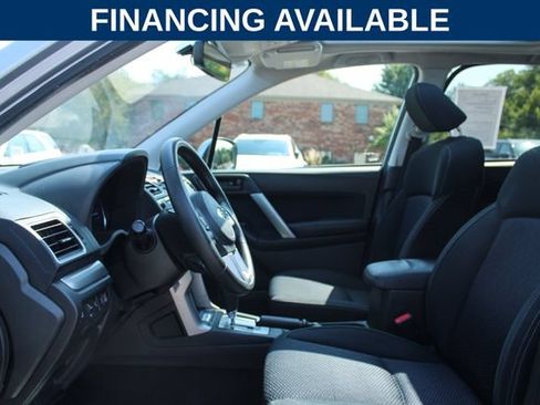 Used 2017 Subaru Forester 2.5i Premium AWD/4WD image 12