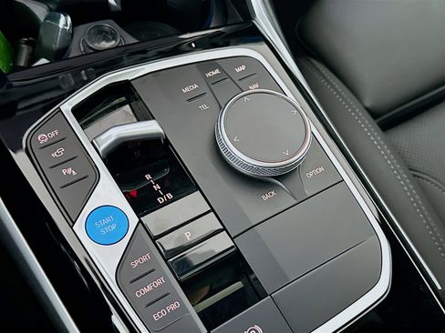 Used 2024 BMW i4 eDrive40 image 24