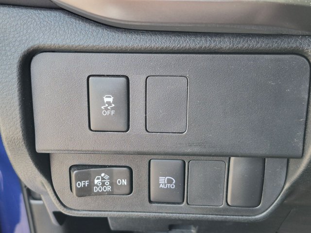 Used 2023 Toyota Tacoma SR5 AWD/4WD image 13