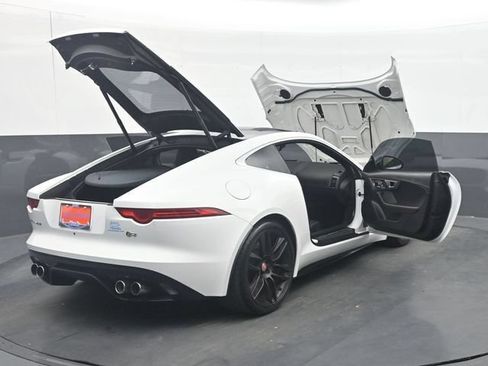 Used 2015 Jaguar F-TYPE R RWD image 35