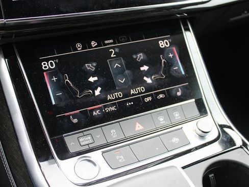 Used 2025 Audi Q7 3.0T Premium Plus image 10