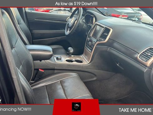 Used 2015 Jeep Grand Cherokee Limited w/ Luxury Group II image 9
