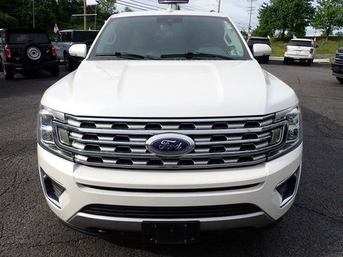 Used 2019 Ford Expedition Limited w/ Equipment Group 301A AWD/4WD image 9