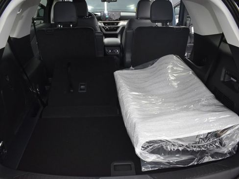 New 2026 Ford Explorer Active w/ Active Comfort Package AWD/4WD image 35