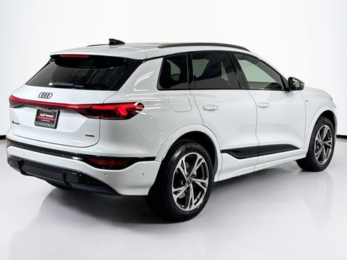 New 2027 Audi Q6 e-tron Premium Plus image 5