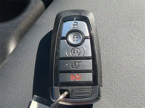 Used 2025 Ford Explorer ST-Line image 28