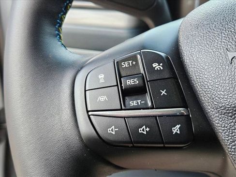 Used 2026 Ford Maverick Lobo AWD/4WD image 22