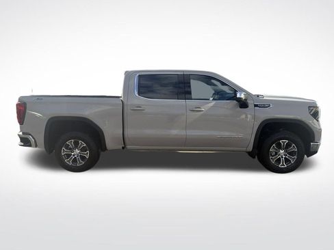 New 2026 GMC Sierra 1500 SLE w/ X31 Off-Road Package image 7