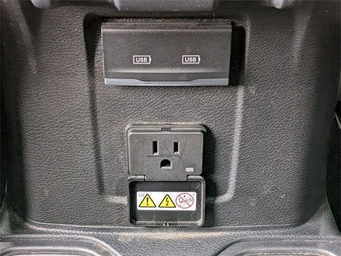 Certified 2021 Jeep Wrangler Unlimited Sahara image 30