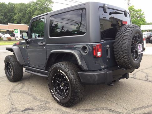 Used 2016 Jeep Wrangler Sport AWD/4WD image 9