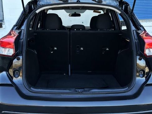 Used 2019 Nissan Kicks S image 27