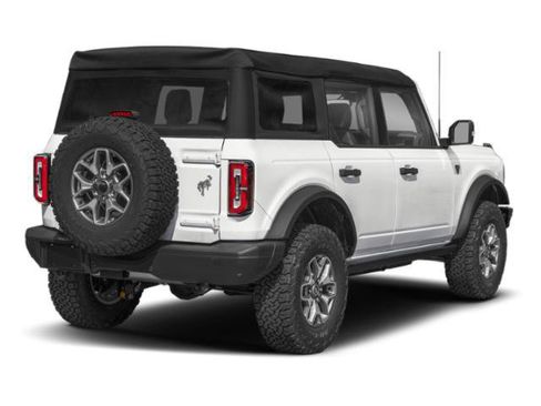 Used 2024 Ford Bronco Badlands AWD/4WD image 2