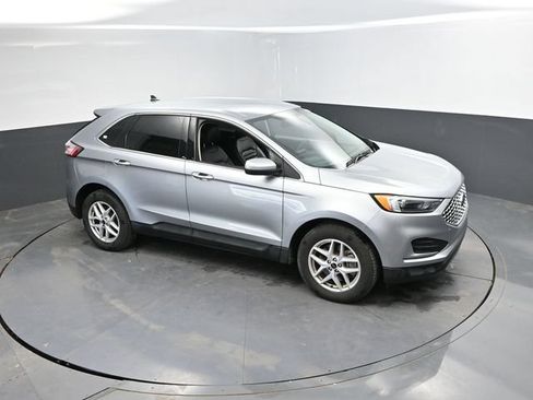 Used 2024 Ford Edge SEL AWD/4WD image 34