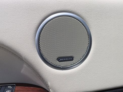 Used 2017 Land Rover Range Rover HSE image 33