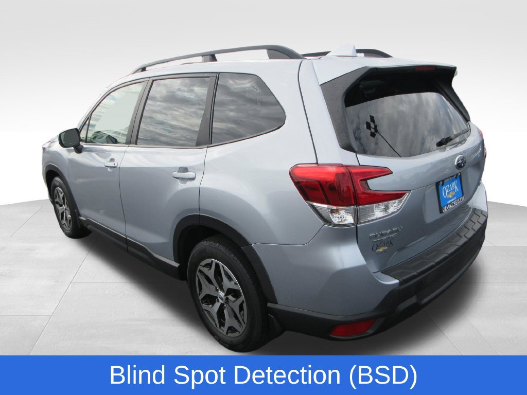 Used 2021 Subaru Forester Premium w/ Popular Package #1 AWD/4WD image 3