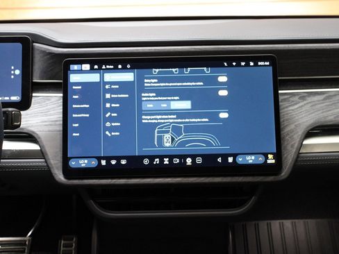 Used 2023 Rivian R1T Adventure image 20